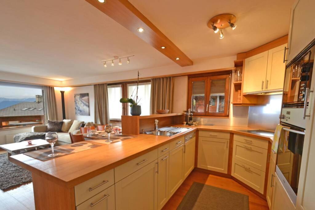 Concorde 224 Apartment เวอร์บิเอร์ ภายนอก รูปภาพ